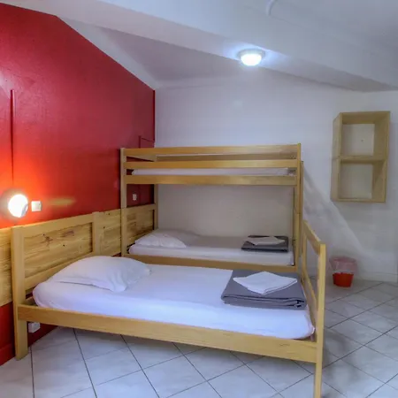 Hotel Les Cimes *